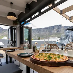 Hotel Kloof Street - Lion Roars &