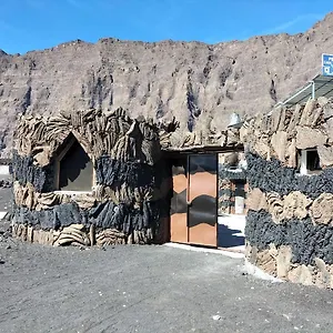 https://pensao-repouso-alegre-turismo-e-aventura.cape-verdehotels.com