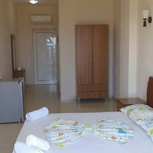https://oasis-drymades-hotel.albaniahotels.org