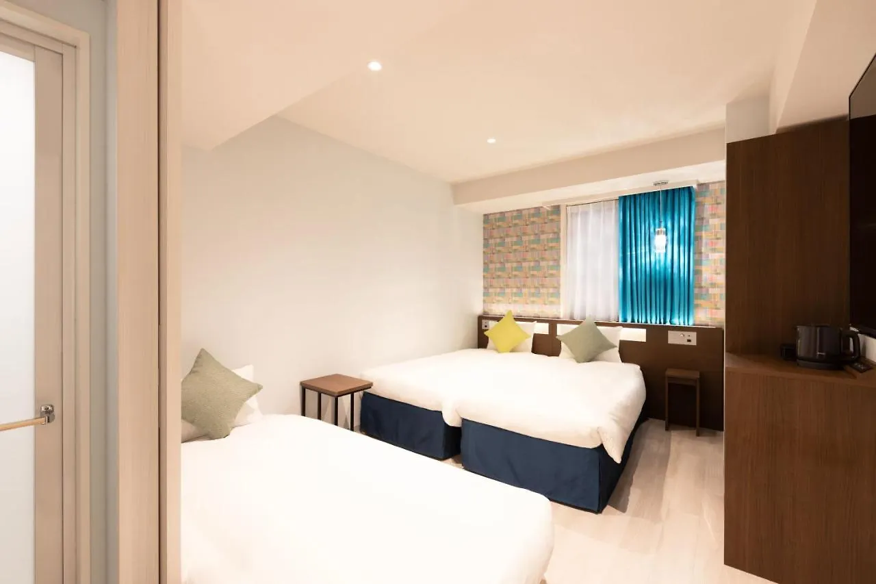 ****  karaksa hotel colors Tokyo Yaesu Giappone